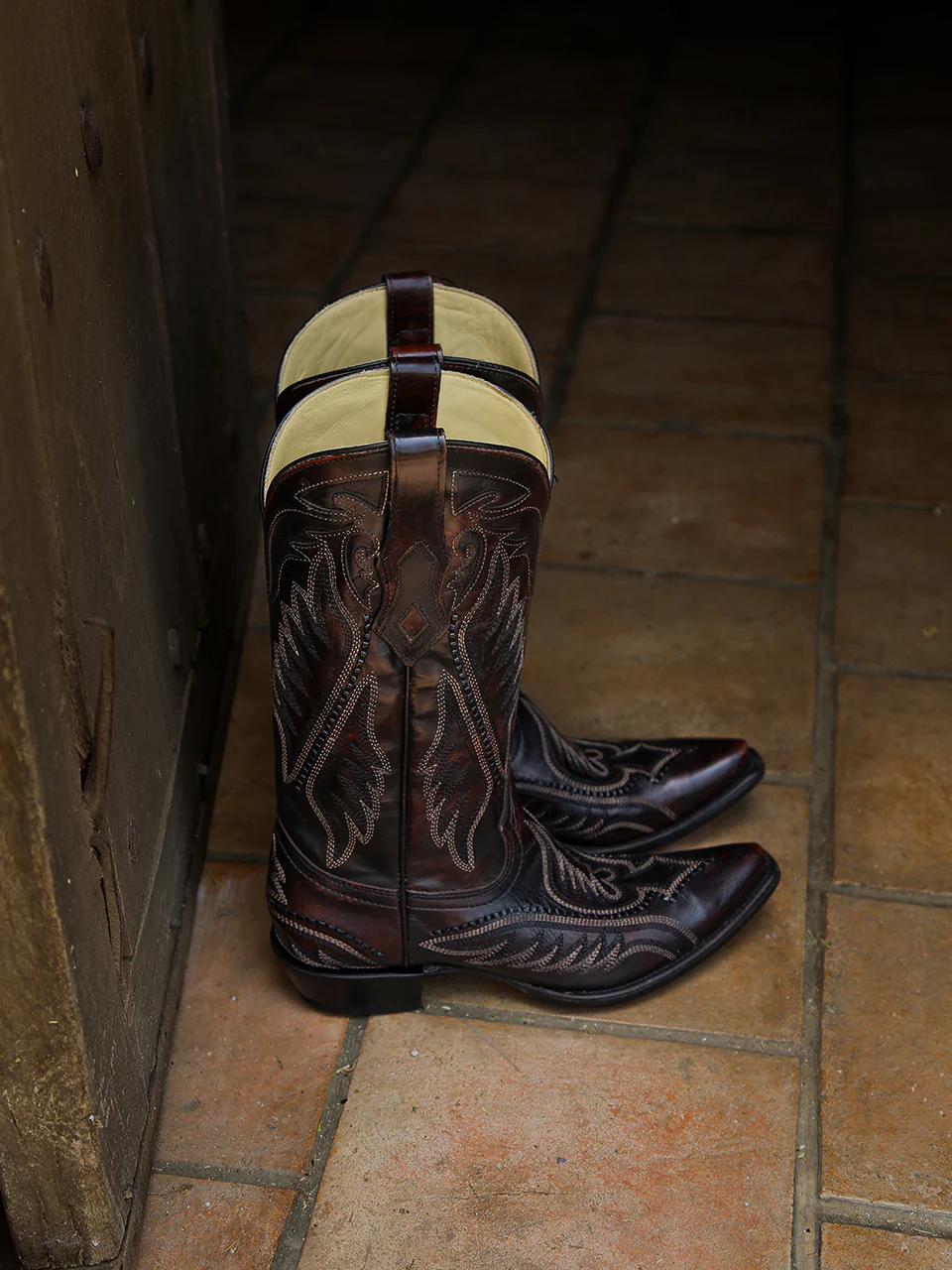 Men's Woven Inlay Embroidered Western Boots