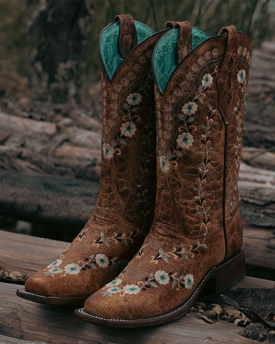 Women's Distressed Floral Embroidery Glow in the Dark Western Boots